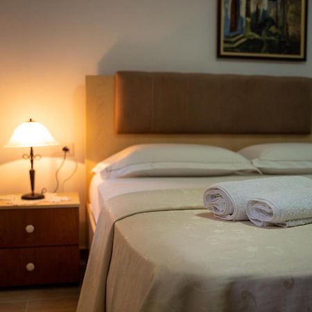 Hotel Borklad Berat Værelse billede