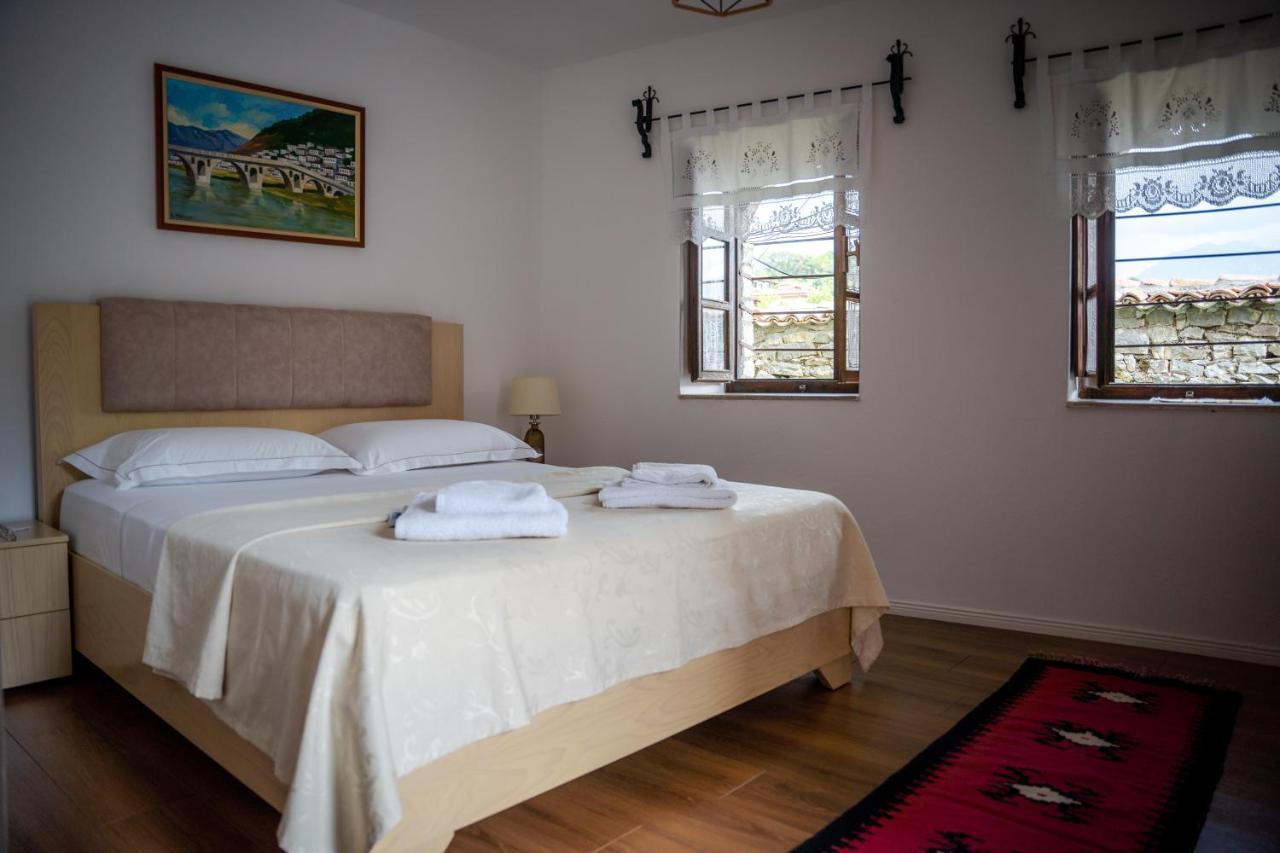 Hotel Borklad Berat Eksteriør billede